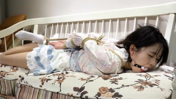 【子衿原创】朵朵 直臂驷马口球 TK挠脚 反应太大了