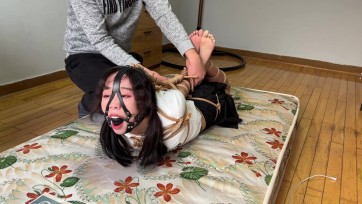 【玩奴原创】爆杀驷马的由来，可爱妹子美香的极限并肘驷马，哭腔泪目的哀求，太紧了我快要si了！