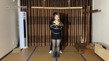 【山鬼工作室】三个妹子视频合集。动动被吊起来，闫软软直臂驷马，酒酒单腿吊散鞭抽打