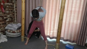 【随心原创】单身妈妈 悦悦 自己的健身裤 柱子上的固定享受的少妇