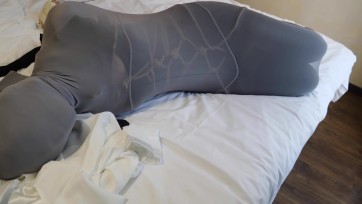 【小驴】穿上四层丝袜，多重蒙堵伪装外出