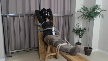 【JS】【妙一】尼龙女孩老虎凳束缚/丝袜包裹/纱布堵嘴/头套/口罩/原味棉袜封鼻/棒棒刺激