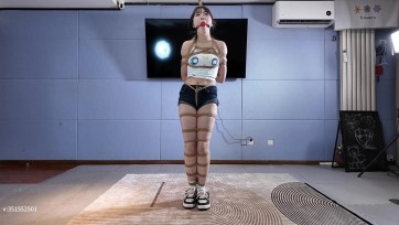 【一绳所爱】《贝贝初体验，绑着参观体验店》(3)