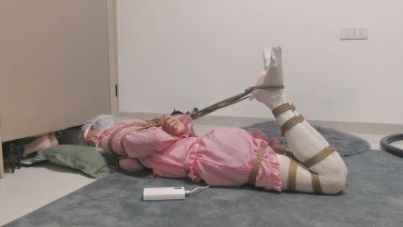 【jk少女】白丝雾纱的并腿驷马紧缚调教