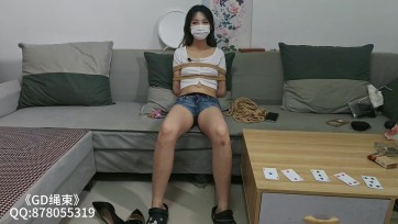 【GD绳束】模特桃桃 纸牌游戏调教 强高 揉胸 掐脖子 挠痒 内容丰富 后面有彩蛋