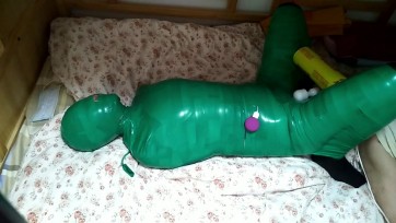 【木乃伊制作】胶带鞍马姿势包裹老婆