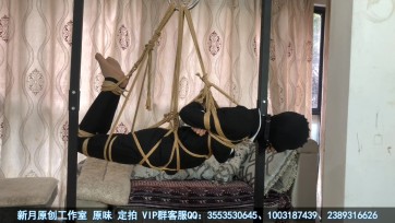 【新月原创】【红豆】微剧情 女律师裤里丝 鞭打惩罚全身缚 头套口球驷马吊囚禁